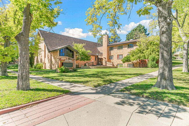 Plus de détails pour 3955-3995 N Irving St, Denver, CO - Bureau/Commerce de détail à louer