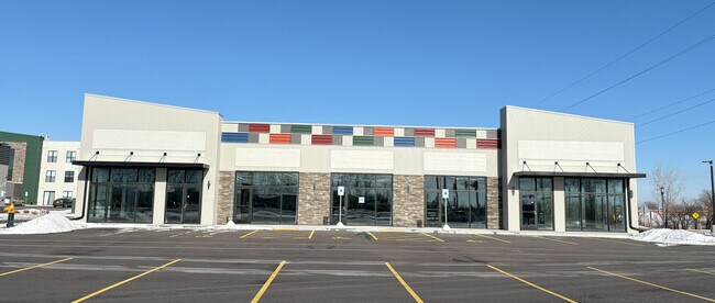 Plus de détails pour 2930 84th St, Sturtevant, WI - Commerce de détail à louer