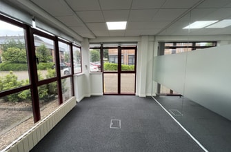 Dwight Rd, Watford for lease Interior Photo- Image 2 of 3