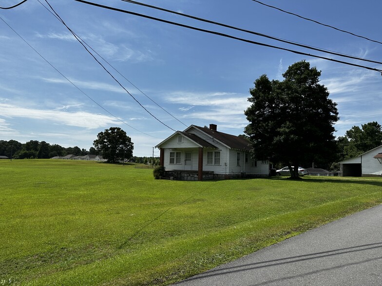 1934 Lexington Rd, Athens, GA for sale - Building Photo - Image 3 of 9