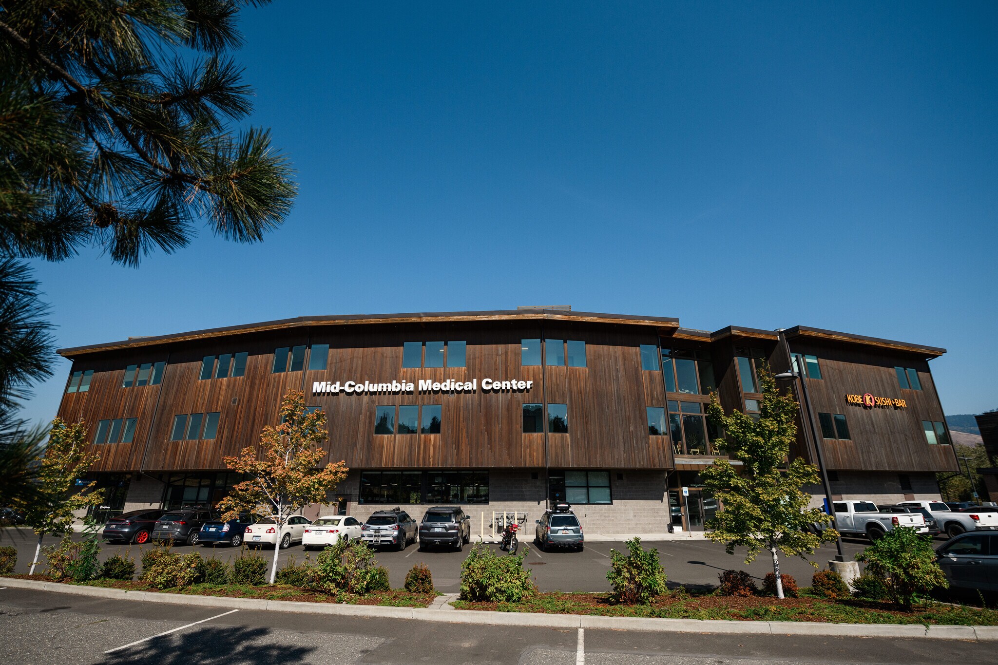 33 Nichols Pkwy, Hood River, OR à louer Photo du bâtiment- Image 1 de 19