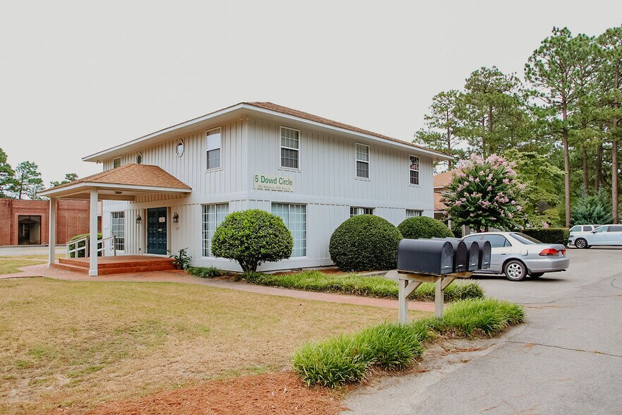 5 Dowd Cir, Pinehurst, NC for lease - Building Photo - Image 2 of 19