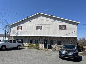637 Cheat Rd, Morgantown, WV for lease Building Photo- Image 2 of 7