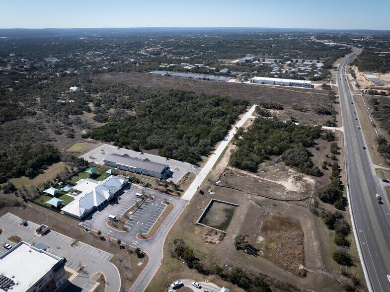 SWC Of US 290 & Sawyer Ranch Rd, Dripping Springs, TX à vendre - Photo du bâtiment - Image 2 de 19