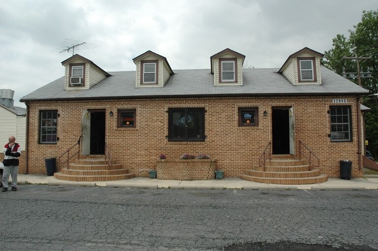 12948 Eastern Ave, Middle River, MD à vendre - Photo principale - Image 1 de 18