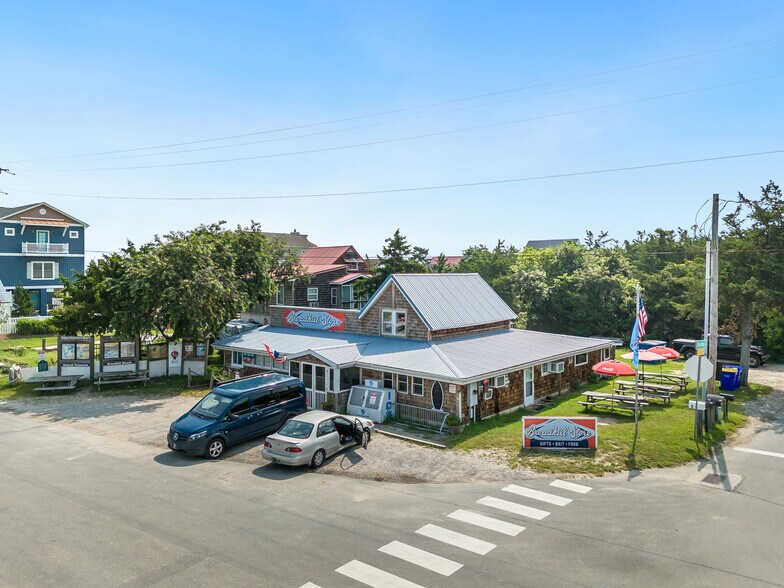 2 S Bay Shore Dr, Milton, DE à vendre - Photo du bâtiment - Image 1 de 10