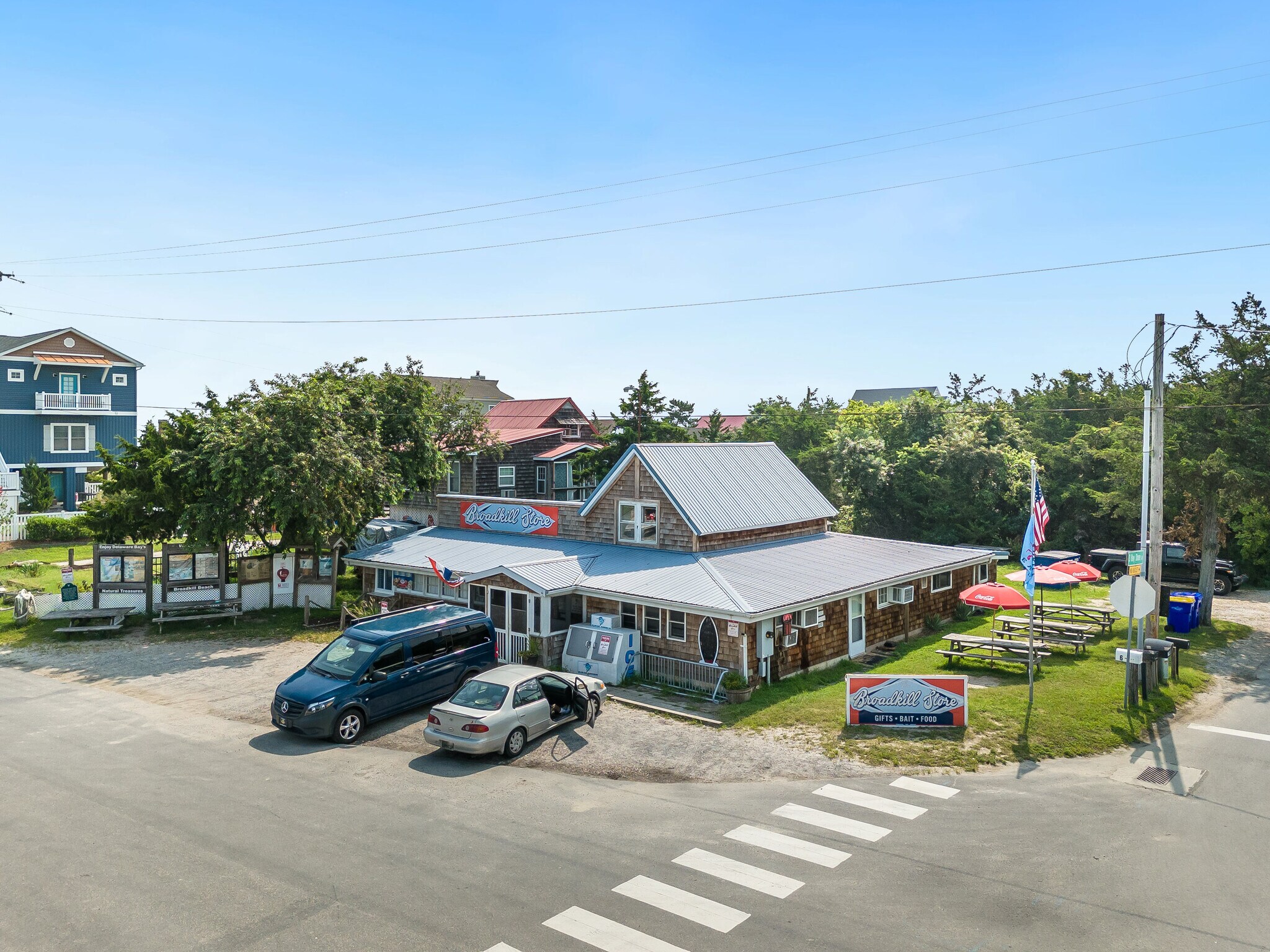 2 S Bay Shore Dr, Milton, DE à vendre Photo du bâtiment- Image 1 de 11