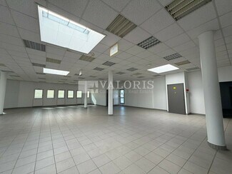 More details for 20 Avenue Lucien Buisson, Meyzieu - Office for Lease