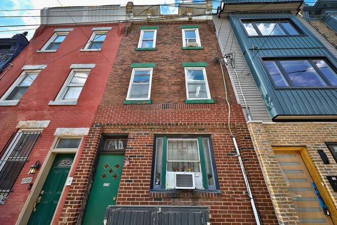 1718 S 4th St, Philadelphia, PA à vendre - Photo du bâtiment - Image 1 de 1