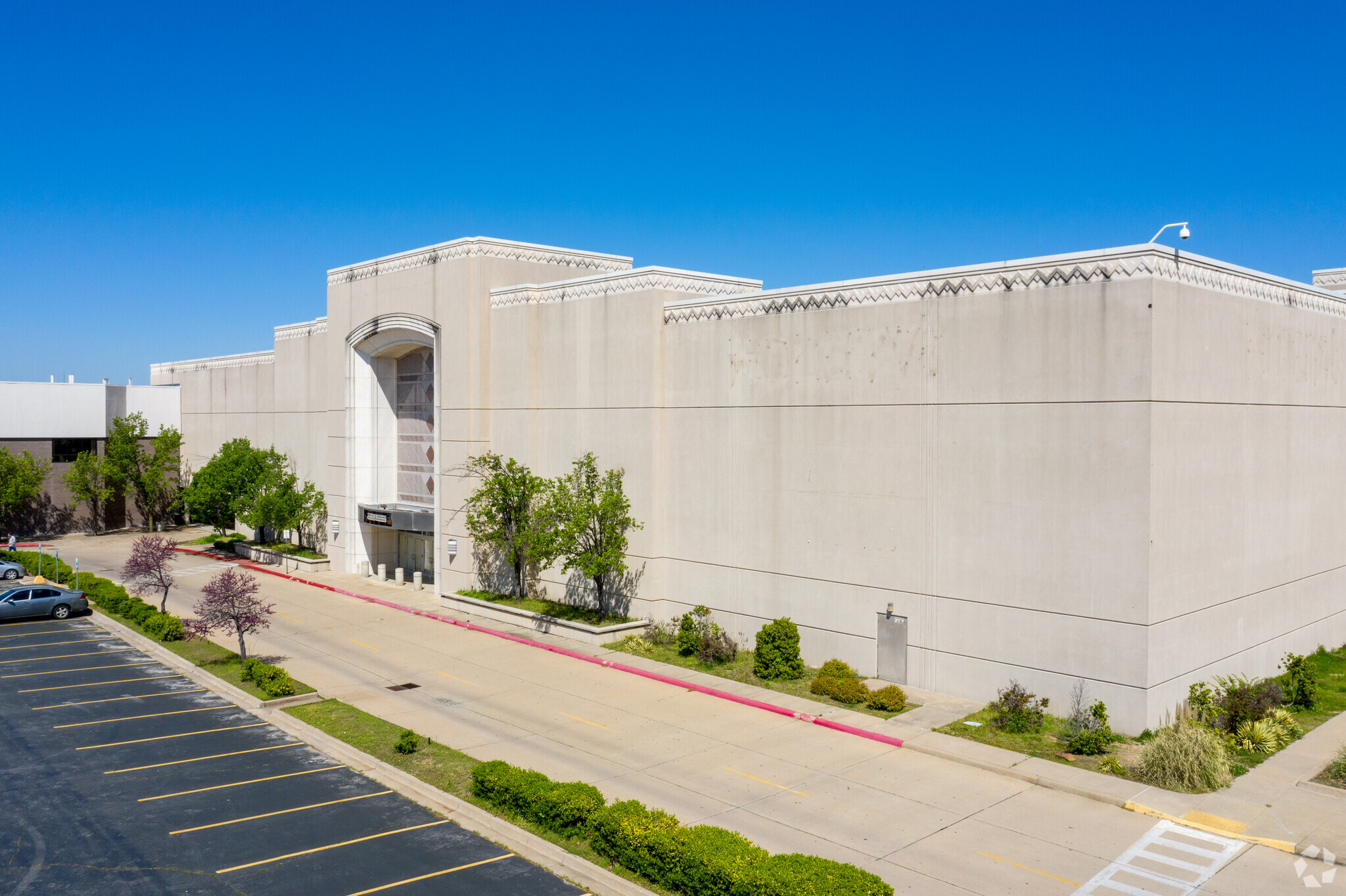 4143 S Yale Ave, Tulsa, OK for sale Building Photo- Image 1 of 1