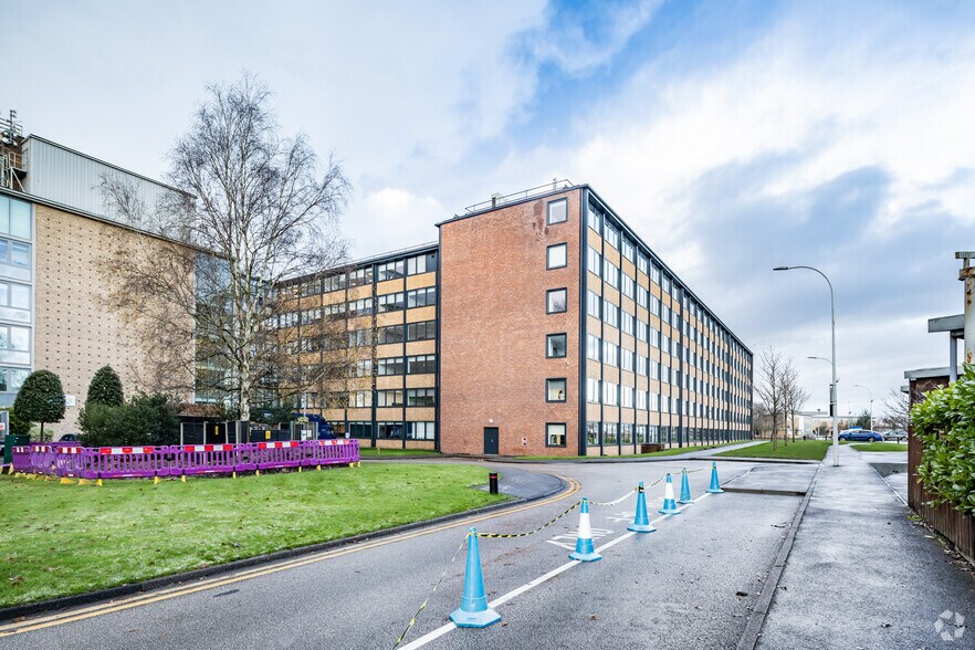 Chadwick Pl, Warrington à louer - Photo du bâtiment - Image 3 de 5