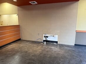 104 E Erie St, Albion, MI for lease Interior Photo- Image 2 of 11