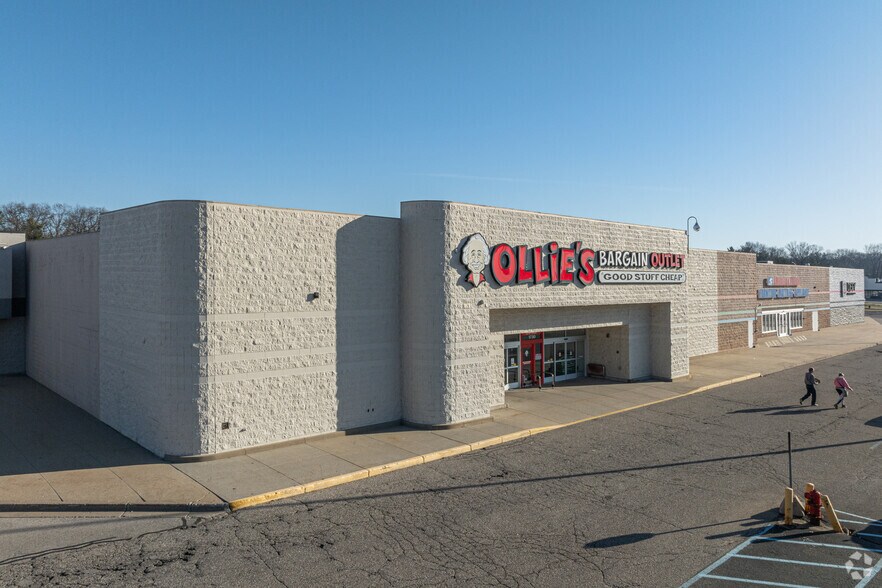 1730-1740 E Sherman Blvd, Muskegon, MI à louer - Photo du bâtiment - Image 2 de 13