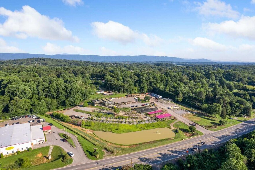 2928 US Highway 411 S, Maryville, TN à louer - Photo du bâtiment - Image 2 de 9