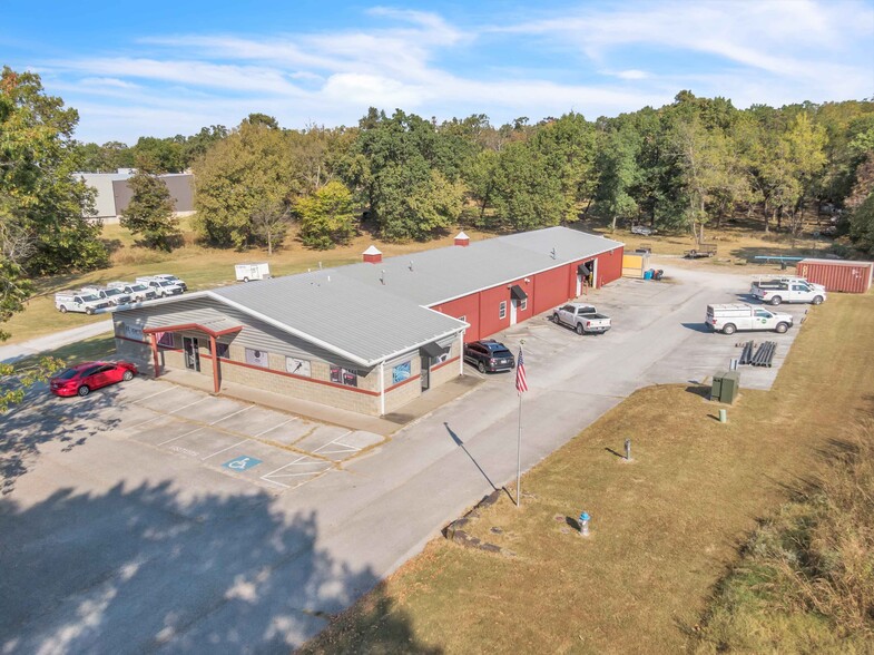 3446 Wagon Wheel Rd, Springdale, AR for lease - Building Photo - Image 1 of 21