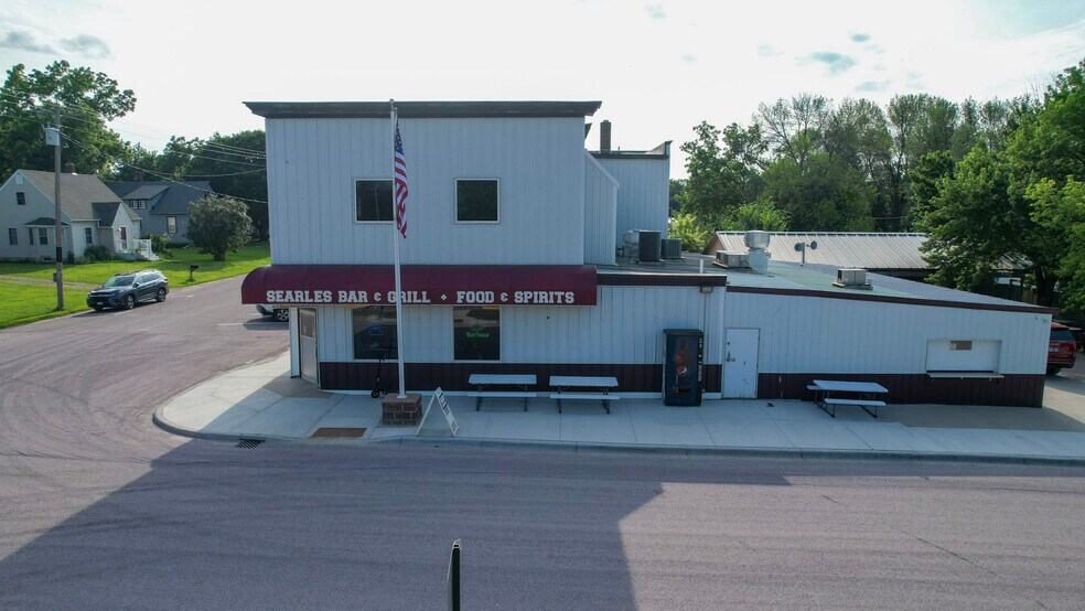 13014 Main st, Searles, MN for sale - Primary Photo - Image 1 of 17