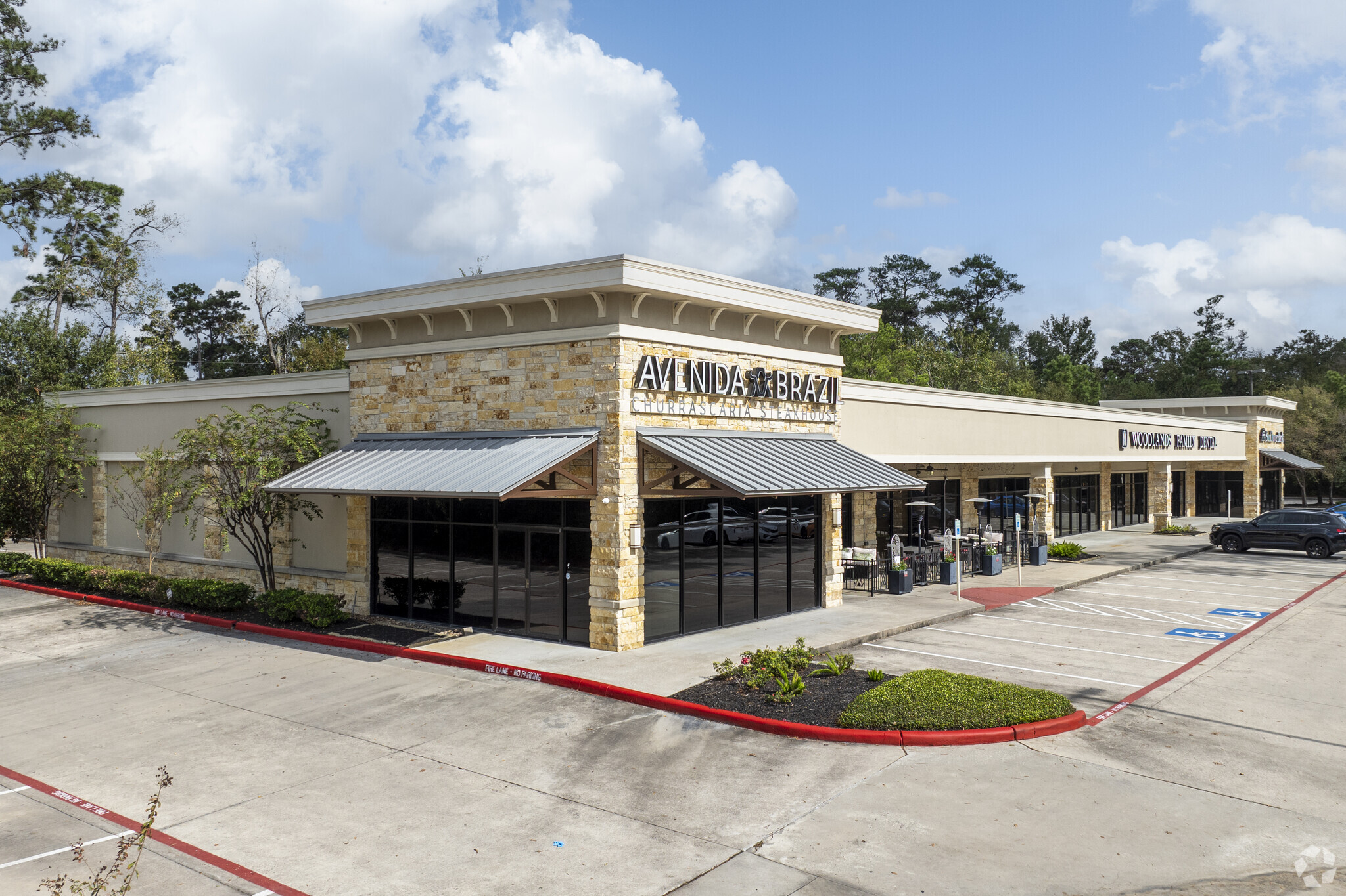 1400 Research Forest Dr, The Woodlands, TX for lease Building Photo- Image 1 of 9