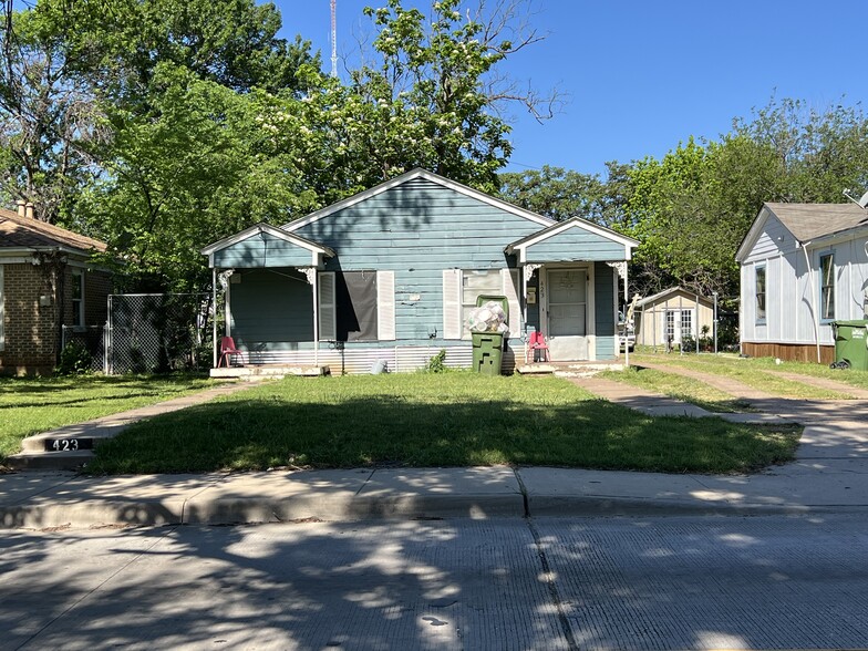 South Dallas SFR Portfolio portfolio of 5 properties for sale on LoopNet.ca - Building Photo - Image 2 of 9