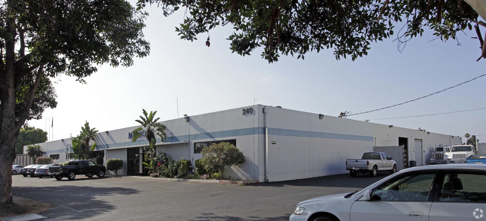 240 E Palais Rd, Anaheim, CA for lease Primary Photo- Image 1 of 3