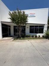 4300 Marsh Ridge Rd, Carrollton, TX for lease Building Photo- Image 1 of 19