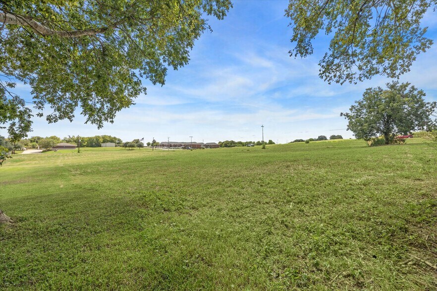 South Market St and Cantey st, Brenham, TX for sale - Building Photo - Image 3 of 11