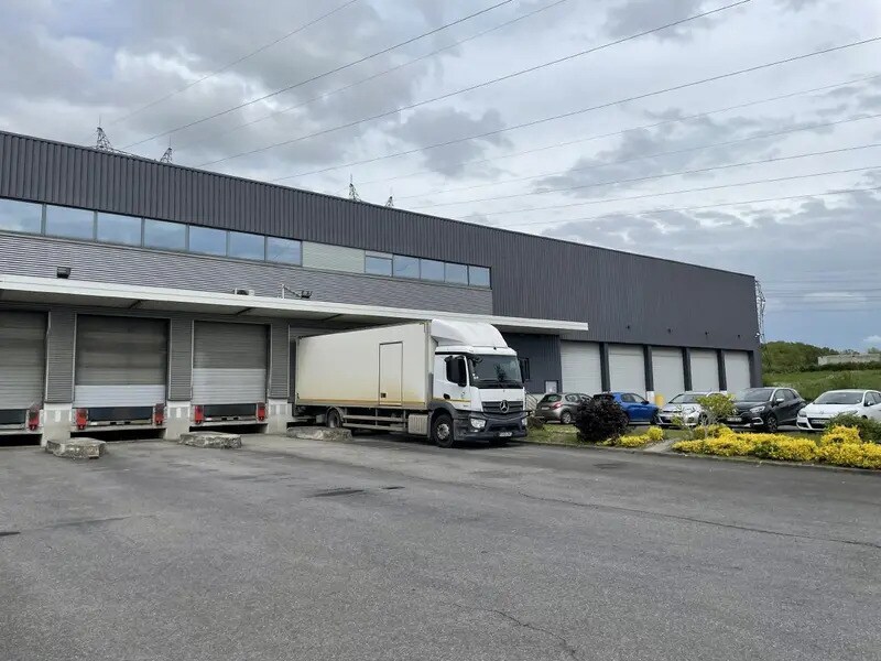 Flex dans Villeparisis à louer Photo du bâtiment- Image 1 de 11