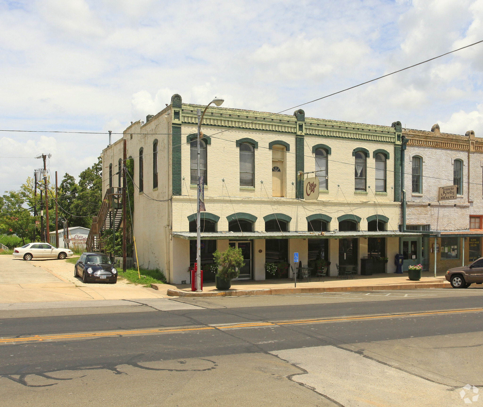 19 N Main St, Elgin, TX à vendre Photo principale- Image 1 de 1