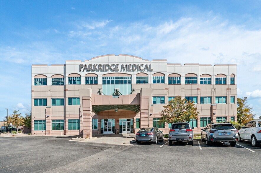 10450 Park Meadows Dr, Lone Tree, CO à louer - Photo du bâtiment - Image 2 de 13