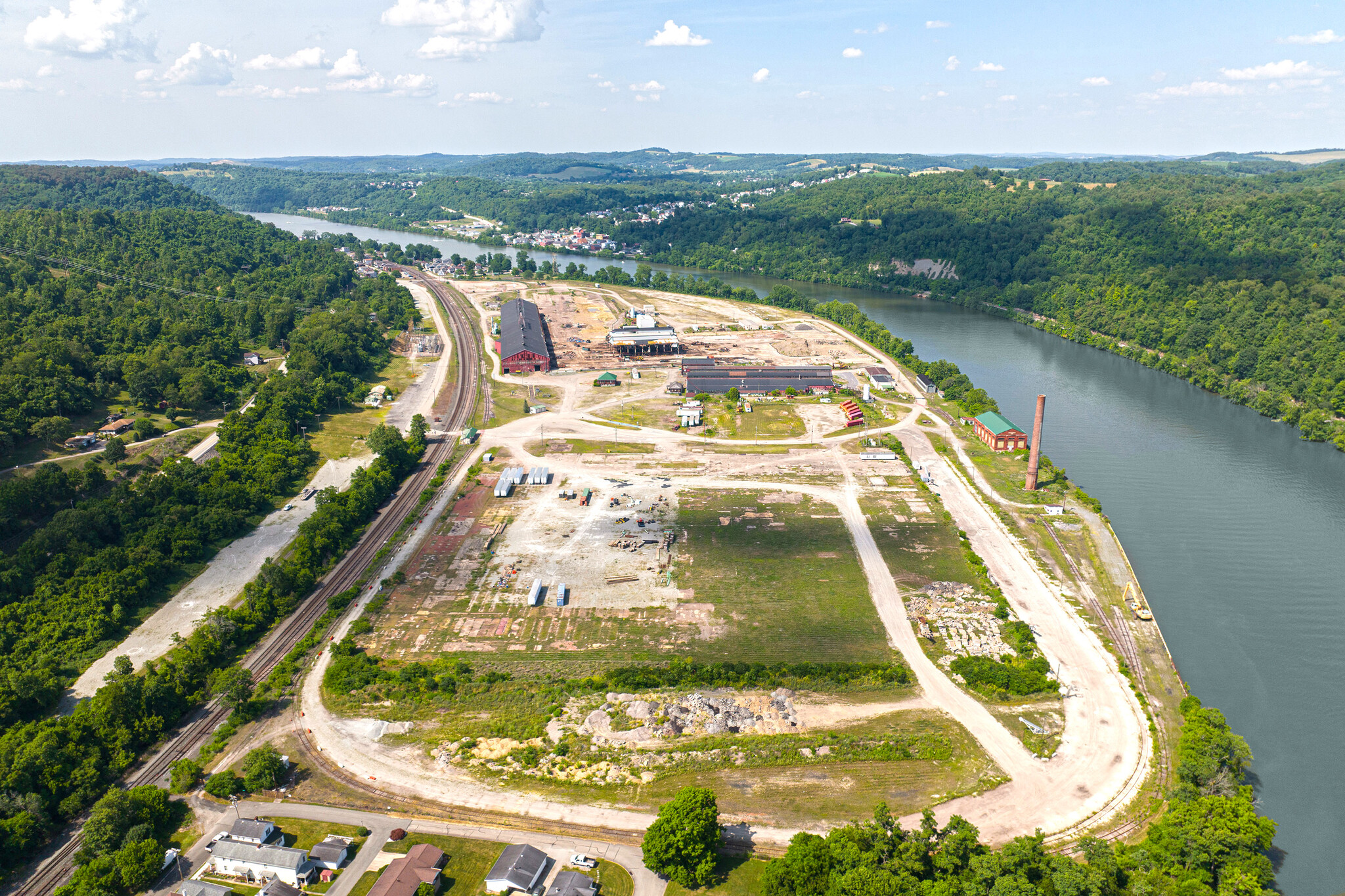 1 Wheeling Pittsburgh Steel Dr, Allenport, PA à vendre Photo du b timent- Image 1 de 8