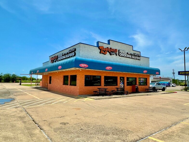 5400 Avenue I, Rosenberg, TX for lease - Building Photo - Image 1 of 4