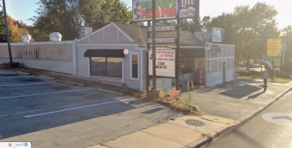 415 Baltimore Pike, Morton, PA à vendre - Photo du bâtiment - Image 2 de 3