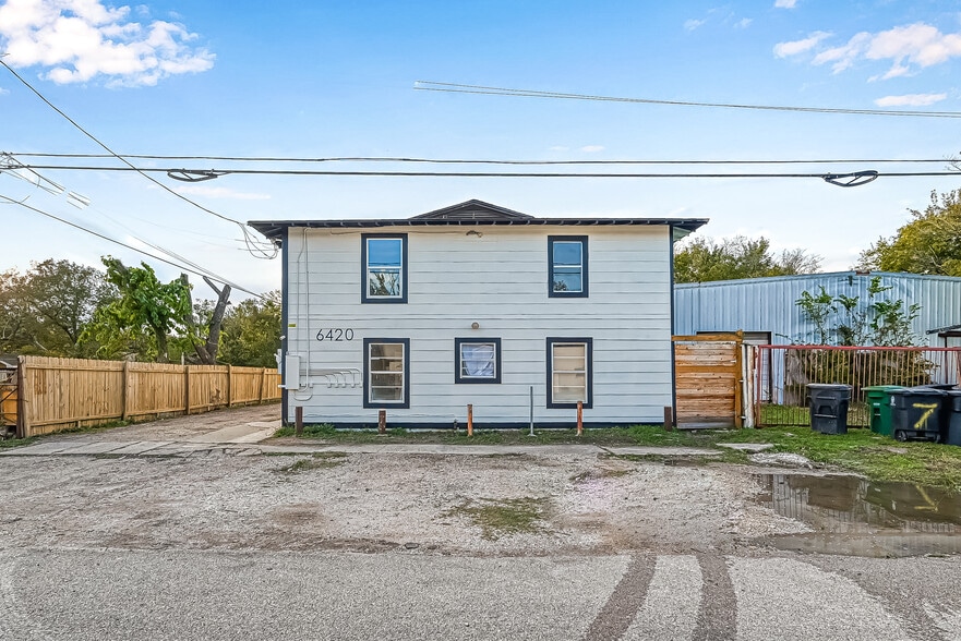 6420 Conley St, Houston, TX à vendre - Photo du bâtiment - Image 3 de 37