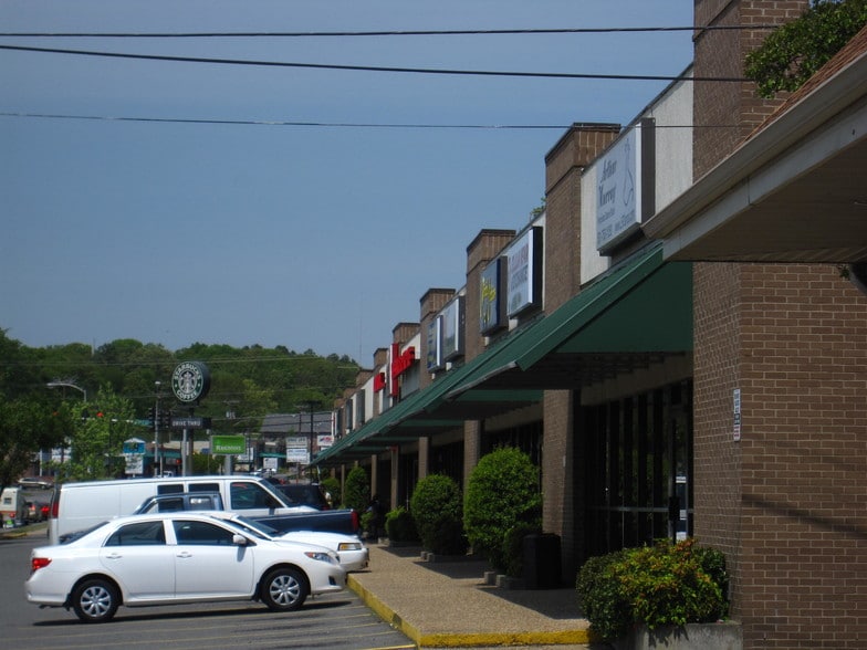 4710-4814 John F Kennedy Blvd, North Little Rock, AR à louer - Photo du bâtiment - Image 2 de 3