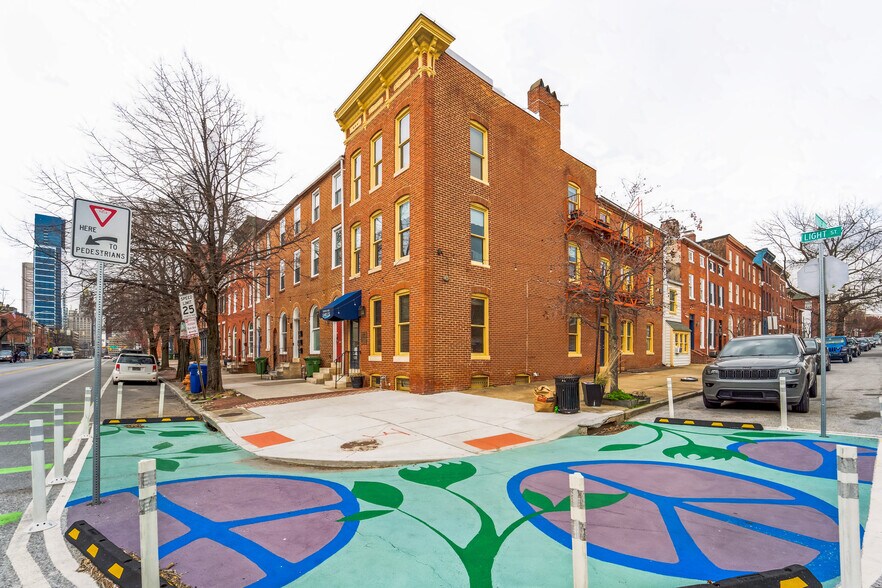 835 Light St, Baltimore, MD à vendre - Photo du bâtiment - Image 2 de 13
