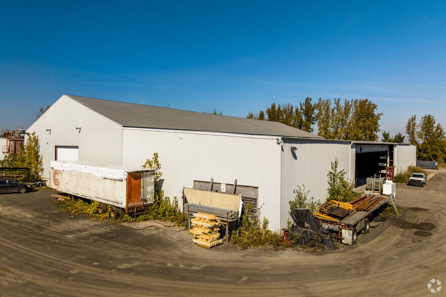 600 Rue Sicard, Mascouche, QC à vendre - Photo du bâtiment - Image 3 de 5
