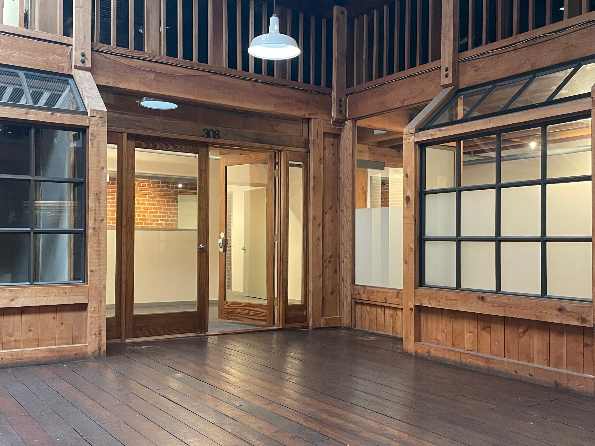 350 Townsend St, San Francisco, CA for lease Interior Photo- Image 1 of 7