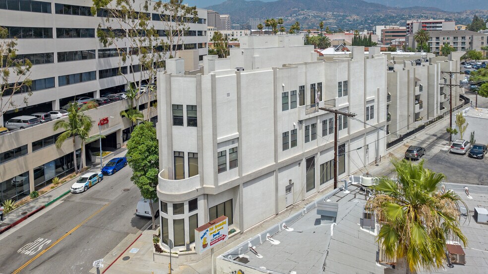 240 S Jackson St, Glendale, CA for lease - Building Photo - Image 3 of 23