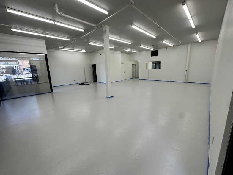 2875 Orange Olive Rd, Orange, CA for lease - Building Photo - Image 2 of 20