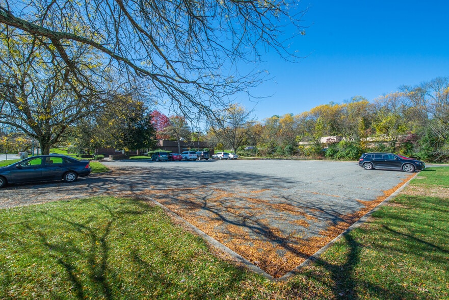 125 Newton Sparta Rd, Newton, NJ for lease - Building Photo - Image 3 of 24