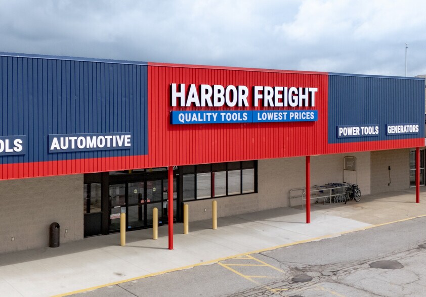 1809-1929 N Greensburg Xing, Greensburg, IN for lease - Building Photo - Image 2 of 20