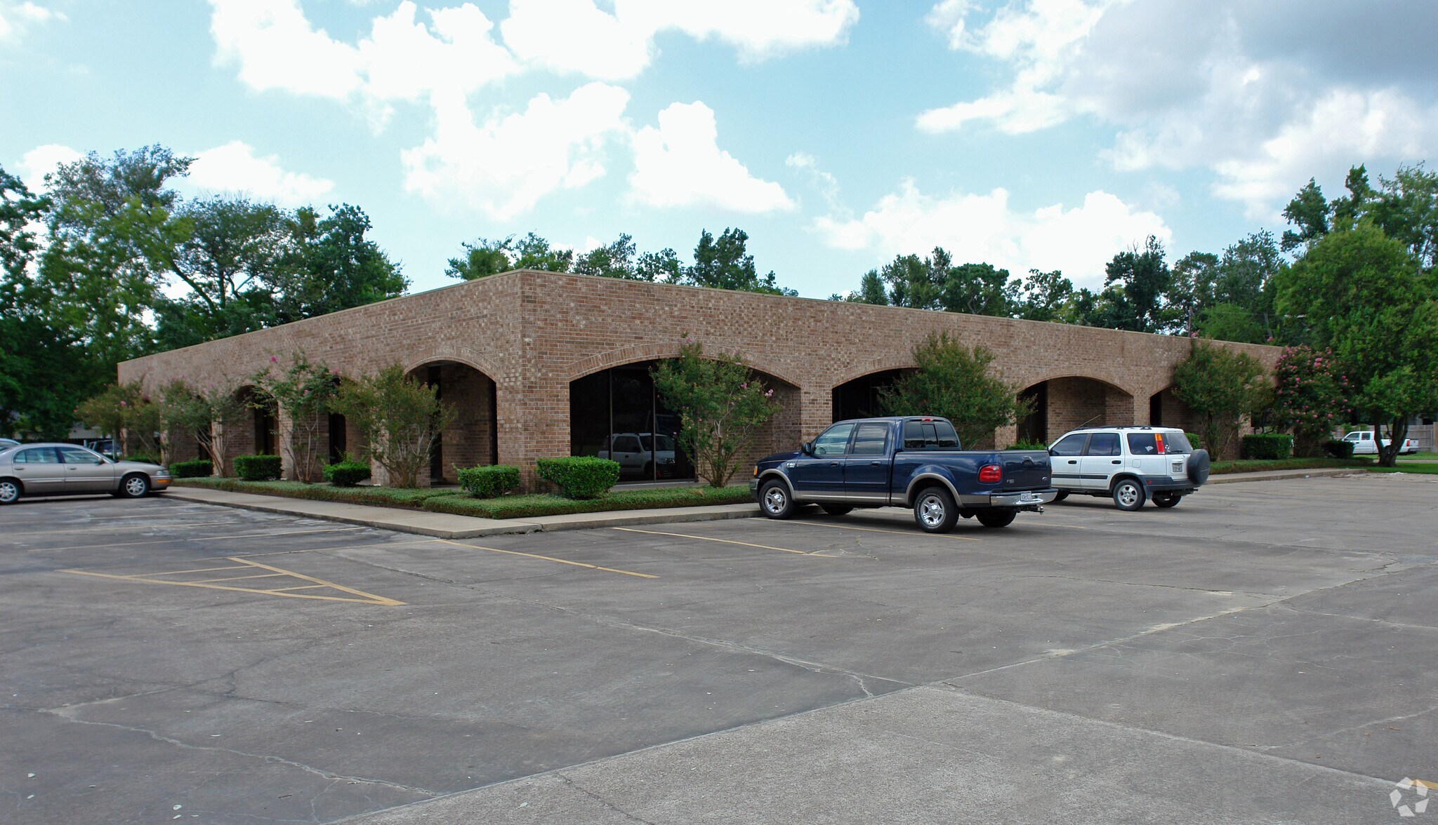 4345 Phelan Blvd, Beaumont, TX for lease Primary Photo- Image 1 of 6