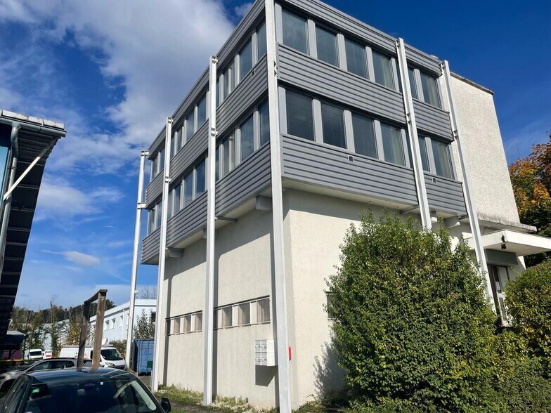 Flex dans Annecy à louer - Photo du bâtiment - Image 2 de 22