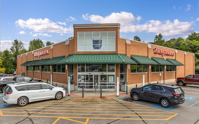 Plus de détails pour 3900 N US 31 South, Traverse City, MI - Commerce de détail aux enchères