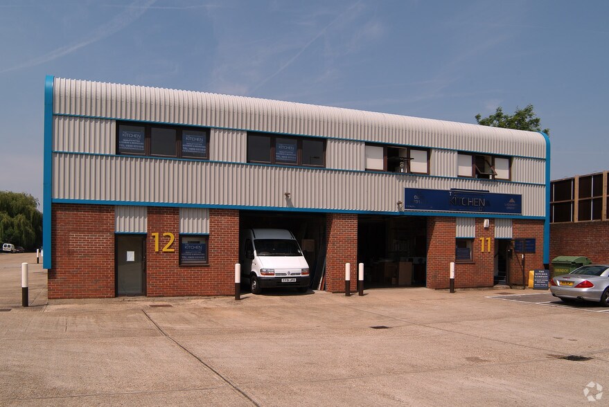 Oxford Rd, Wokingham à louer - Photo du bâtiment - Image 3 de 3