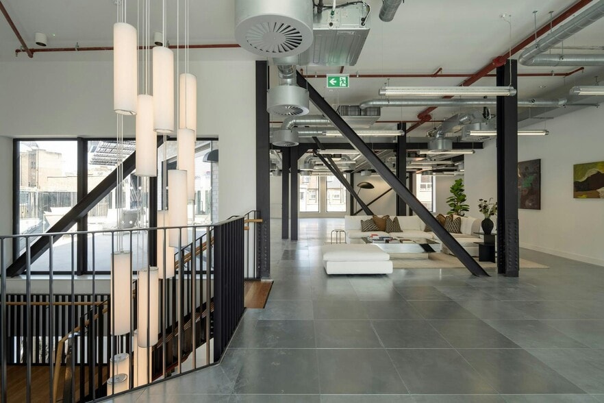 12-14 Leeke St, London for lease - Interior Photo - Image 2 of 26