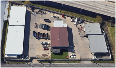 2551 S Good Latimer Expy, Dallas, TX - aerial  map view