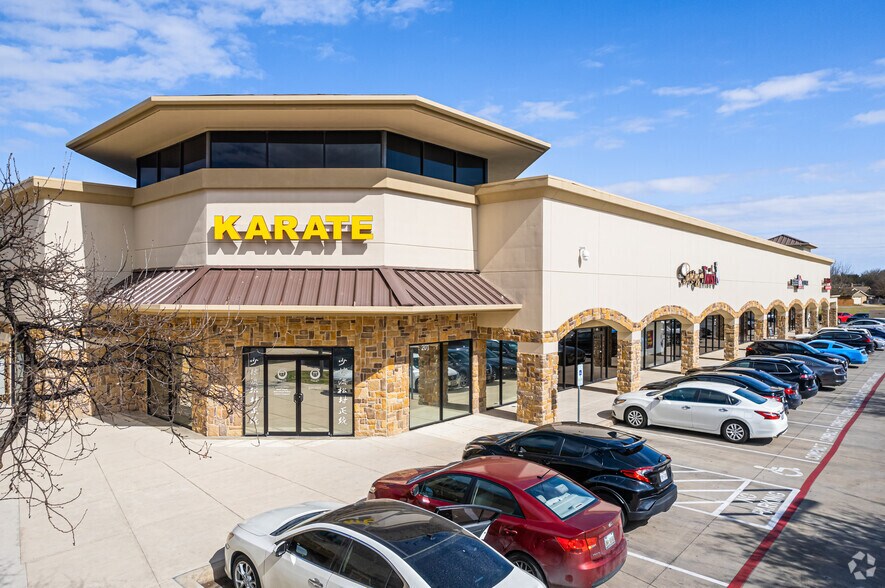 8910 Bandera Rd, San Antonio, TX à louer - Photo du bâtiment - Image 2 de 7