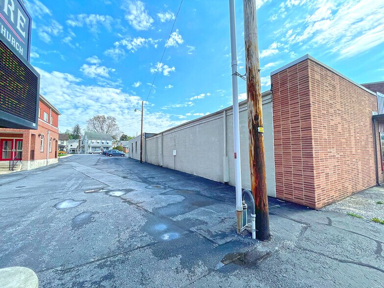 182 2nd St, Highspire, PA for lease - Building Photo - Image 2 of 9