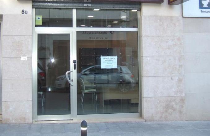 Bureau/Commerce de détail dans Olesa de Montserrat, Barcelona à louer - Photo intérieure - Image 1 de 1
