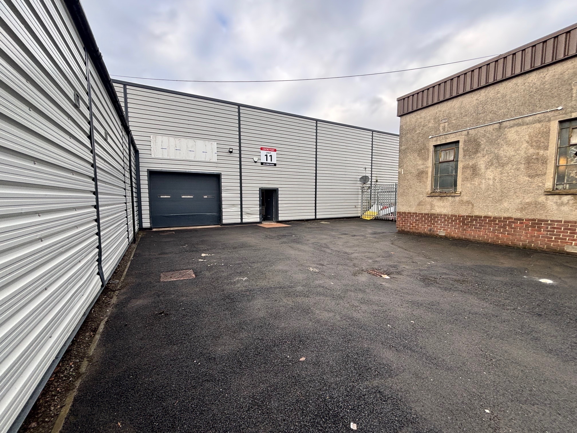 Montrose Av, Glasgow for lease Building Photo- Image 1 of 8